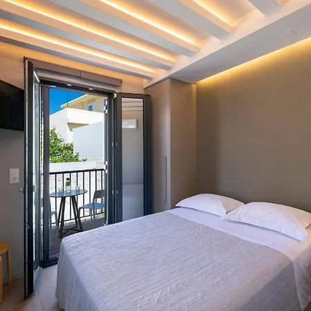 Vakantiehuis Vasan - Luxury Old Town House With Private Jacuzzi & Free Parking Rethimnon