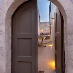 Vasan - Luxury Old Town House With Private Jacuzzi Vakantiehuis