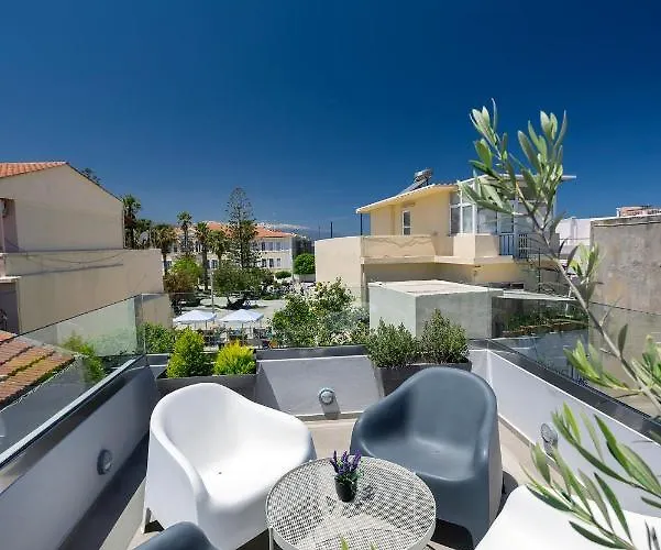 Casa vacanze Vasan - Luxury Old Town House With Private Jacuzzi & Free Parking *