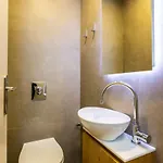 Vasan - Luxury Old Town House With Private Jacuzzi بيت للعطل